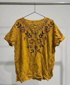 embroidered Top, just iron karna hai
