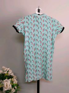 Patterned Short Sleeve Tunic Top