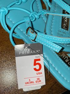 Flats for girls| Sandals| Stylish Flats| Modern Sandals| Footwear For Girls