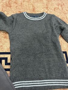 Strechable Pant Or High Neck Top