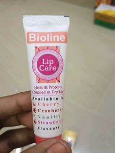 Skincare Bundle: Vaseline, Pond&#39;s &amp; More