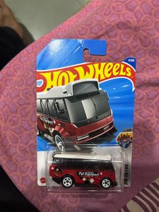 Hotwheels Imported Metro Series 2025 J case