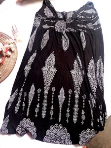 Very Beautiful Sank Print And Floral Midi