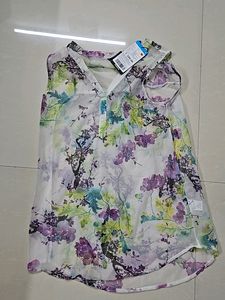 Sleevless Transparent Printed Top Small Size