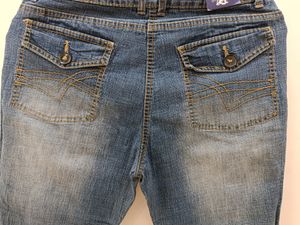 3/4 Ladies Jeans