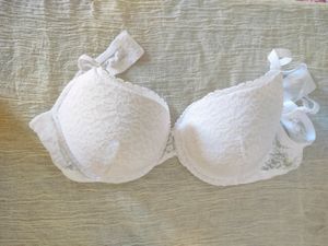 H&amp;M Lacey Soft Padded Bra 🕊️
