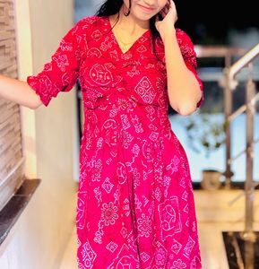 Elegant Ethnic Gown XS