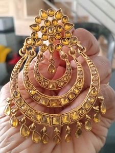 Earring