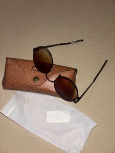 Ray-Ban Round Sunglasses