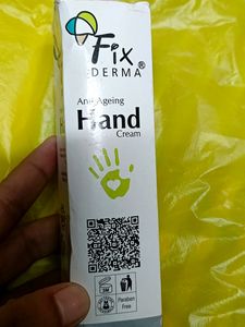 Fix derma Anti Aging Hand Cream