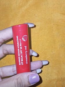 DOT &amp; KEY Lipbalm ✨
