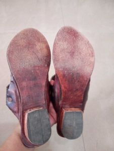 Kolhapuri Chappal