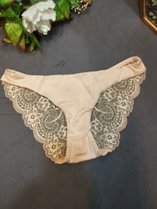 Lace Detail Briefs