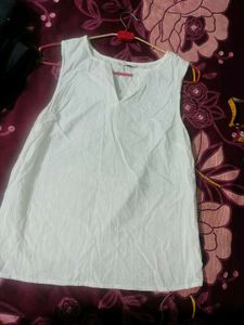 Women White Top