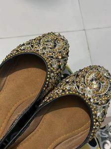 Embroidered Indian Slippers