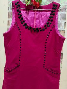 Chic Pink Sleeveless Dress