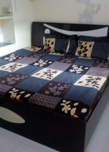 Floral Bedsheet with Pillow Covers