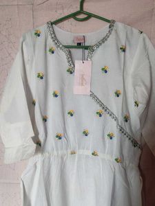 White Embroidered Kurta