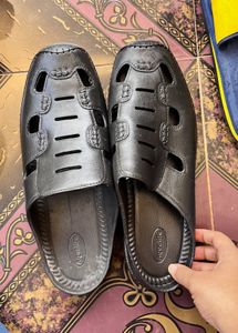 Aqualite Black loafers for men in 10