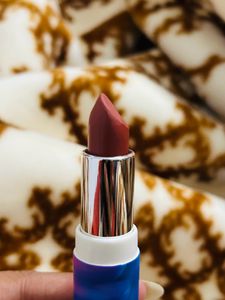 MyGlamm POSE HD Lipstick-Muted Brown (Brown)-4 gm