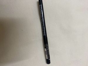colleresence purple lip liner totally new with tag