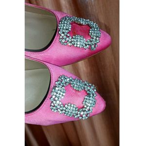 Manolo Blahnik Hangisi Heels