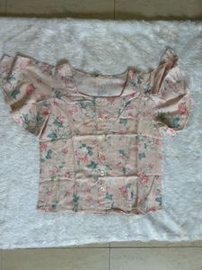 Floral Flutter Sleeve Blouse