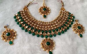Green &amp; Gold Jewelry Set