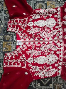 Hot pink Embroidered Ethnic suit with legging