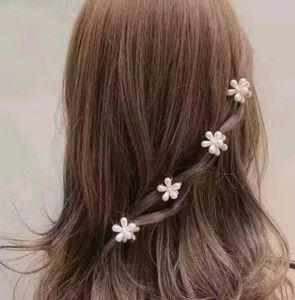 Korean style Trendy Small Pearl Hair Claw Clip (Pa