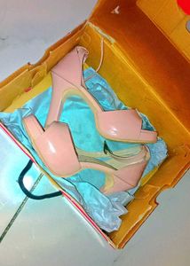 Peach Colour Heels 👠