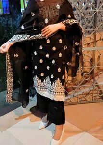 Pakistani Kurta Set