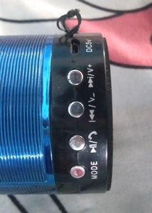 Bluetooth Speaker And Octopus Tripod
