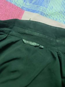 Black 3/4 Sleeve Button-Up Shirt