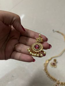 Elegant Necklace Set