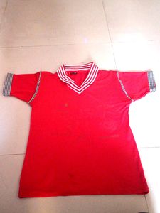 Red T-shirts 👕