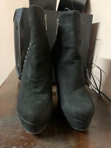 Metro Ankle Boots
