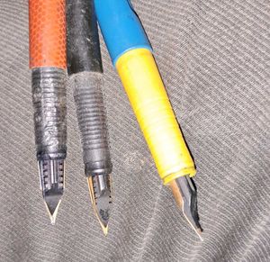 Vintage Fountain Pens (3)