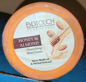 Botouch Honey &amp; Almond Cream