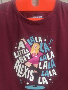 Alexis Rose T-shirt