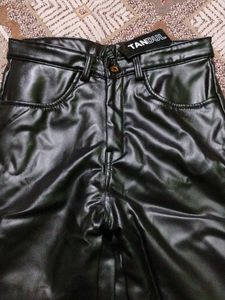 Regular Fit Women Black Trousers