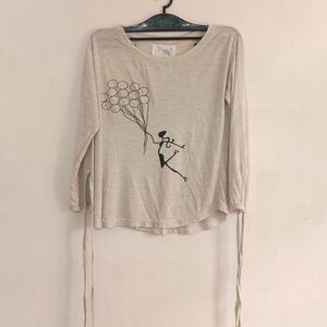 Off-White Minimal Design Top