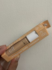 e.l.f. Cosmetic Concealer Shade- Light Sand