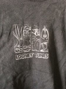 Looney Tunes Graphic Sweatshirt