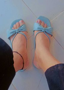 Flat For Women