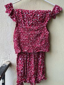 Brand New Urbanic Co ords 😍Top with skirt set❣️