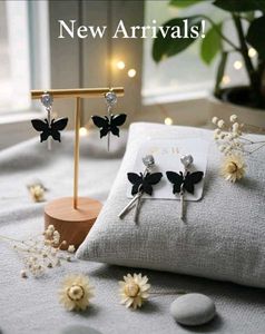 🖤 Butterfly Dangle Earrings 🖤