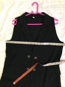 Black Sleeveless Blazer Fits S-M
