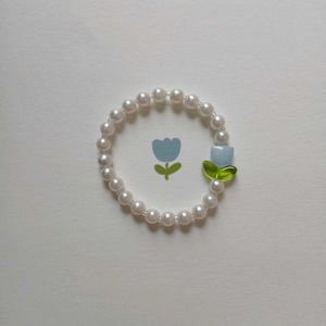 Tulip Beaded Bracelet