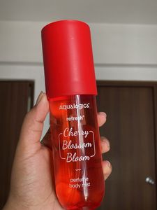 Aqualogica Cherry Blossom Body Mist